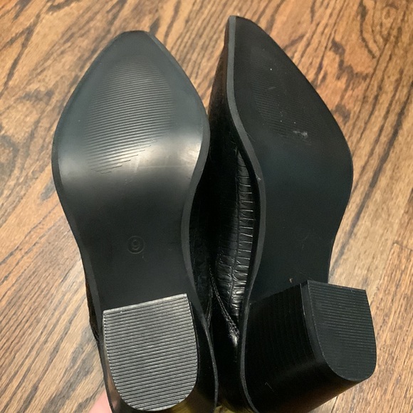 NWT Seven7 Black Faux Snakeskin Ankle Booties - Picture 6 of 8